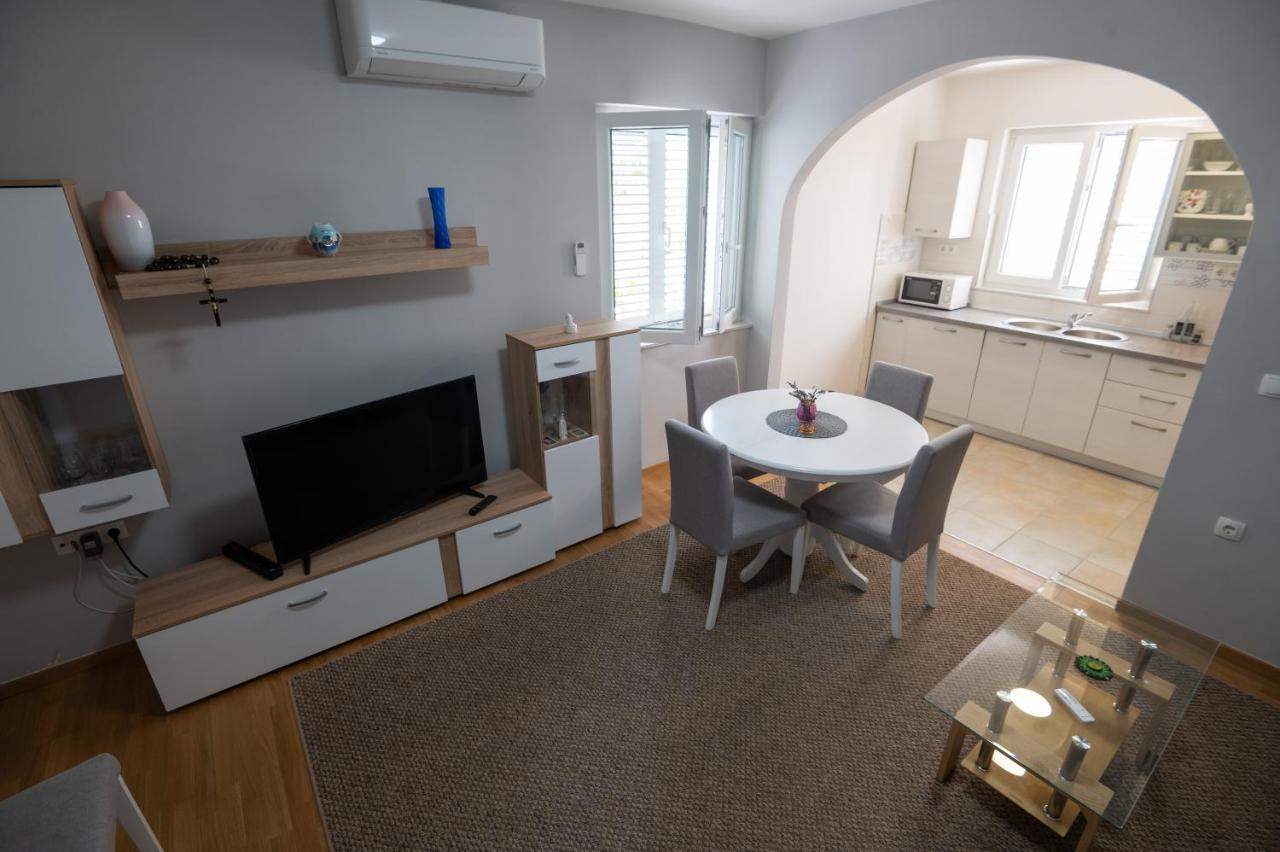 Modern Apartment Edda - Quiet Area - Close To Old Town And Beaches ザダル エクステリア 写真